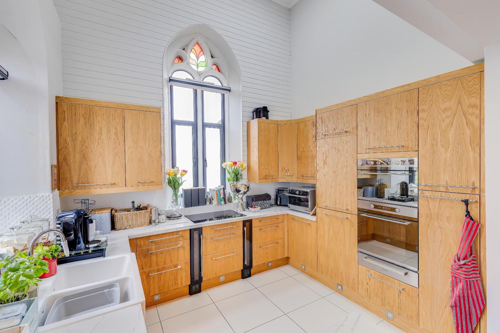 Castellum, 5 Alcedonia, Albert Crescent, Penarth, CF64 1FB